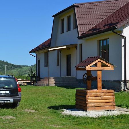 U Dvori Hotel Podgorodtsy Luaran gambar