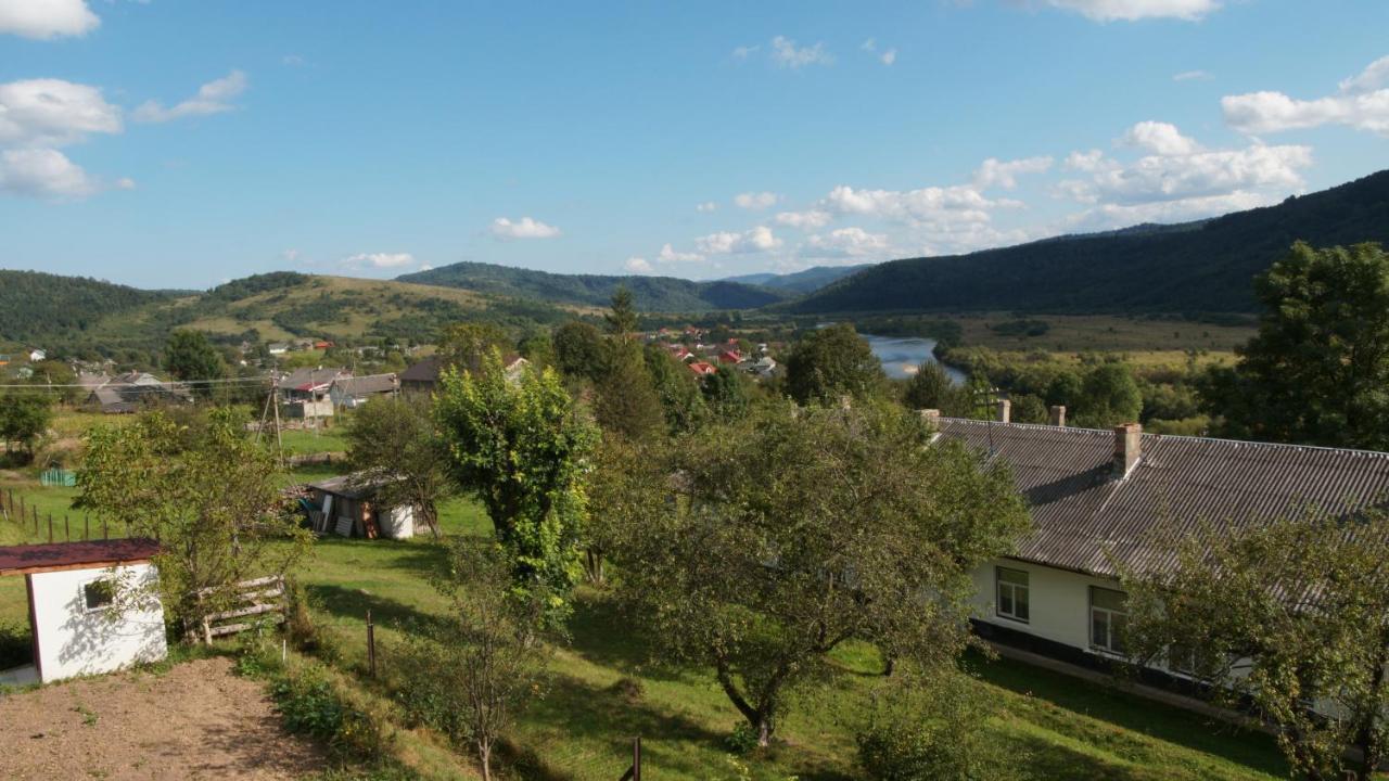 U Dvori Hotel Podgorodtsy Luaran gambar