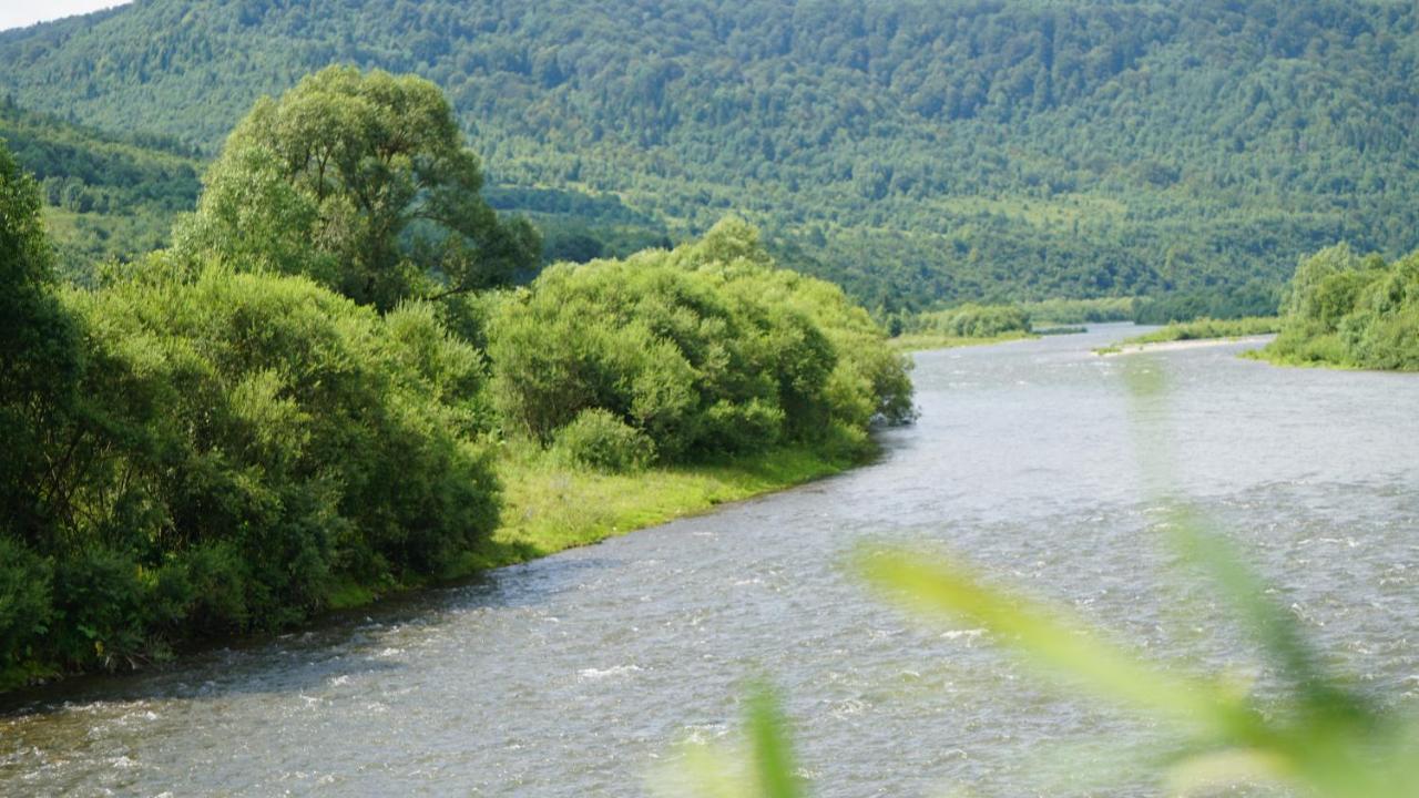 U Dvori Hotel Podgorodtsy Luaran gambar