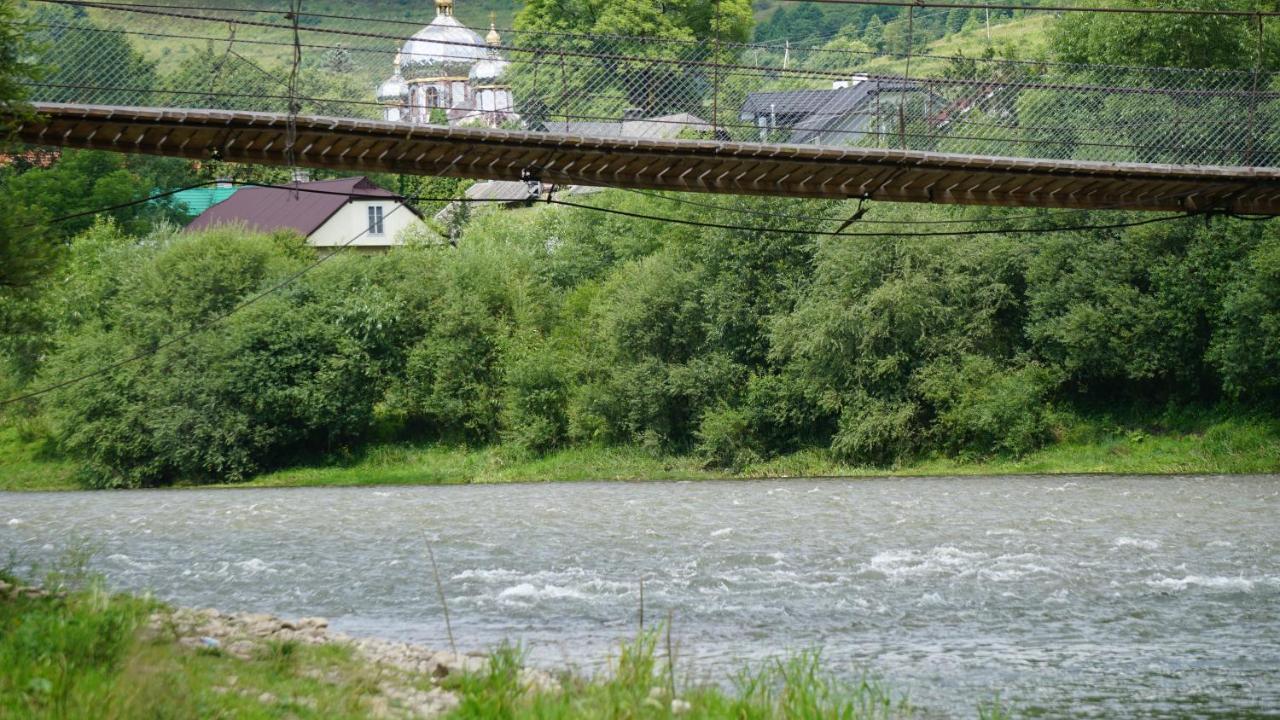 U Dvori Hotel Podgorodtsy Luaran gambar